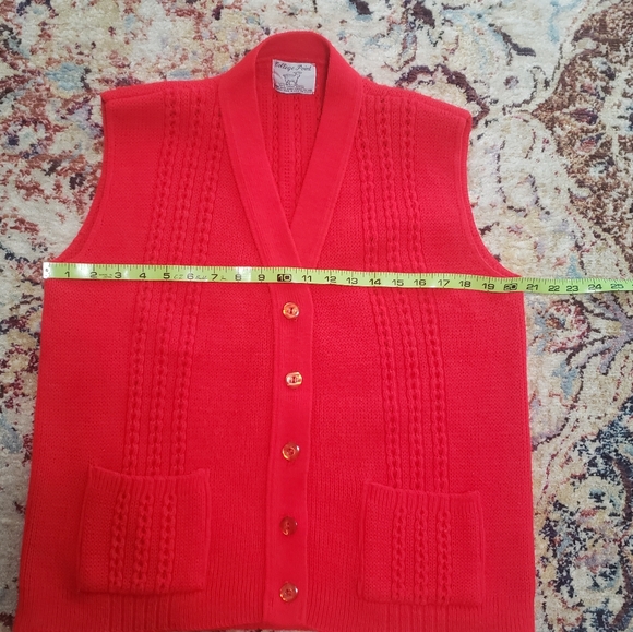 70s Vintage College Point Red Button Front Vest Size Large, estimated - Picture 10 of 11